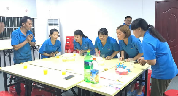 廣有五金合頁打造家文化,愛合頁,愛員工,愛工作,愛公司