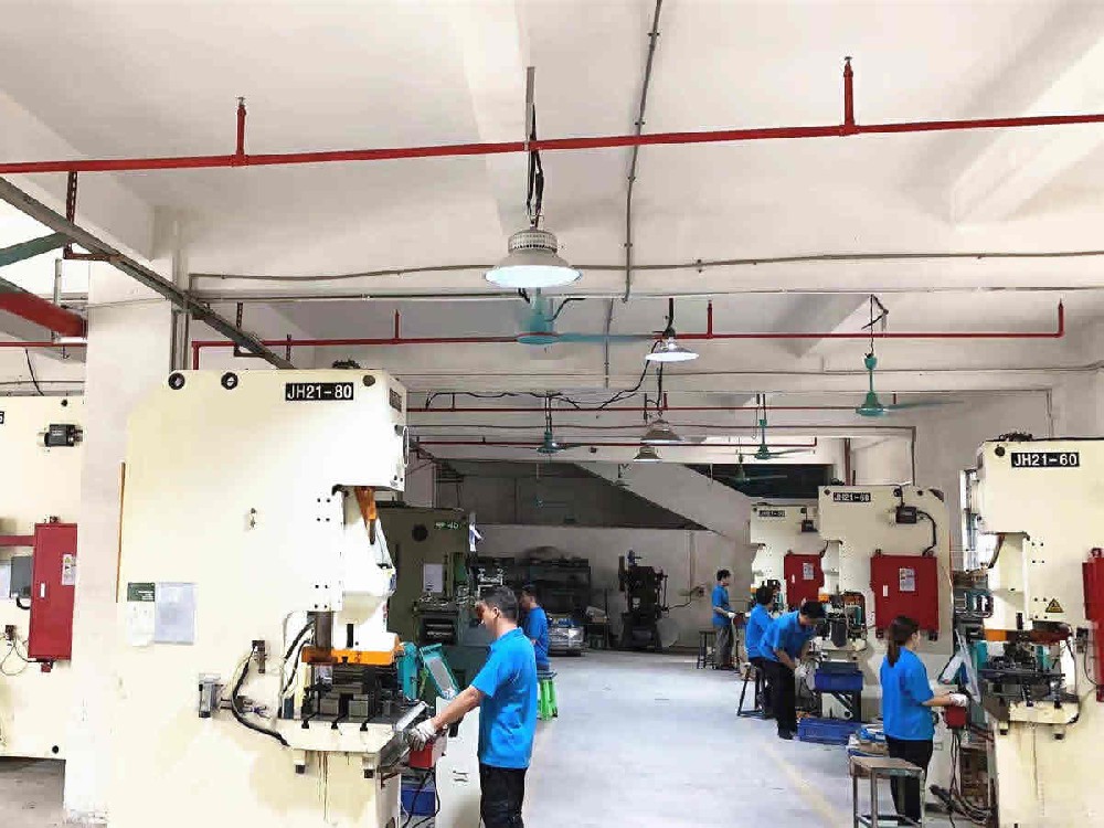 誠聘五金工模補(bǔ)師2名