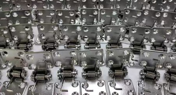 信賴廣有五金彈簧合頁(yè)，讓門的開合變得更輕松|廣有五金&彈簧合頁(yè)?