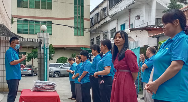 以愛(ài)為“包”，致敬母親的無(wú)私歲月——母親節(jié)特輯|廣有五金&東莞合頁(yè)?